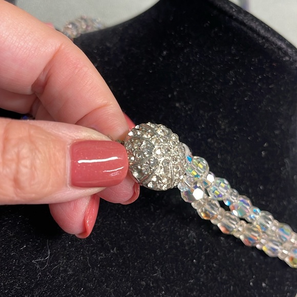VINTAGE 1940’s ART DECO AURORA BOREALIS DOUBLE STRAND NECKLACE W/CRYSTAL CLASP - Picture 7 of 9